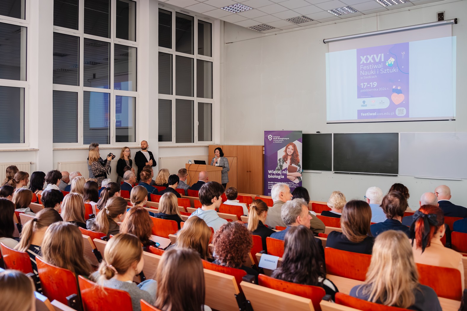 Otwarcie Festiwalu Nauki na auli wykładowej wykład inauguracyjny